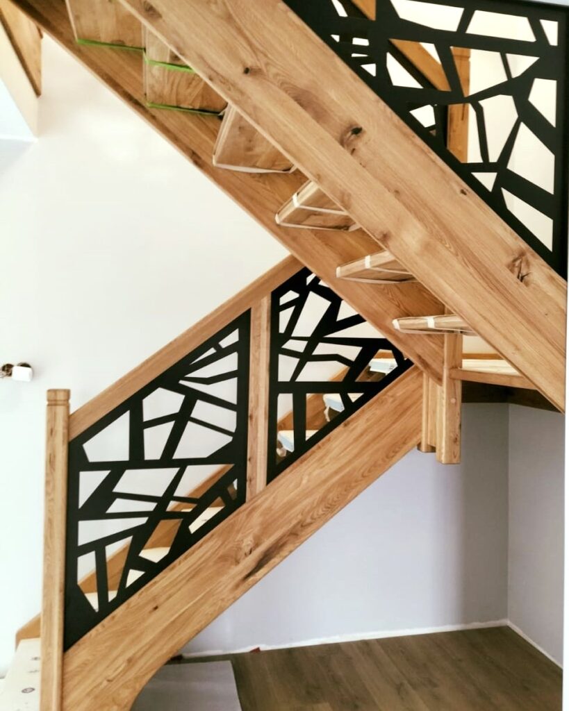 Moderne Holztreppe Eiche