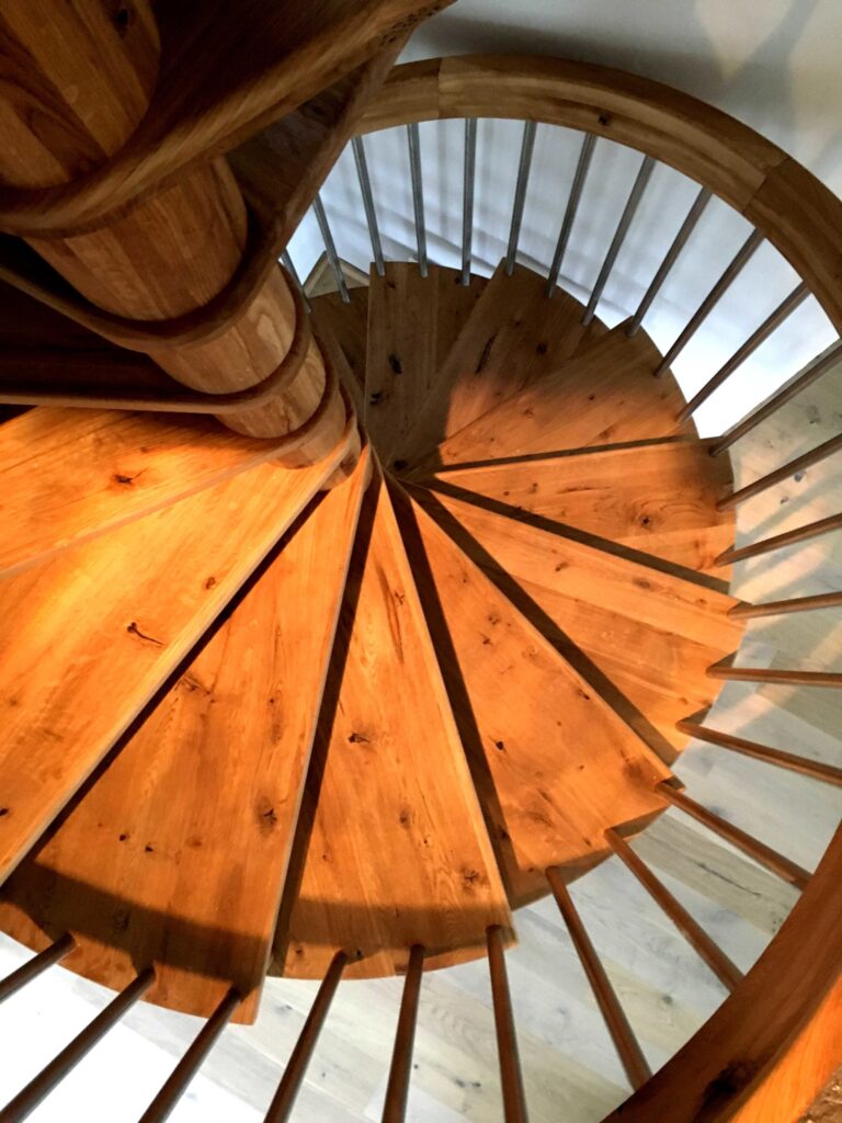 Spindeltreppe aus Holz