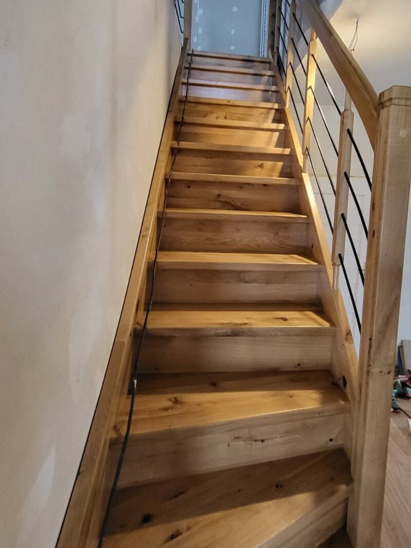 Rustikale Eichetreppe